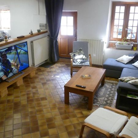 Une Maison Dans Le Village Ribiers Eksteriør bilde